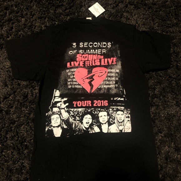 T-shirt - Picture 2 of 2